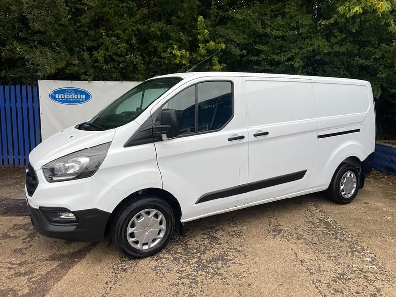 Used Ford Transit Custom 130 HP (95 kW) 2023 White Van