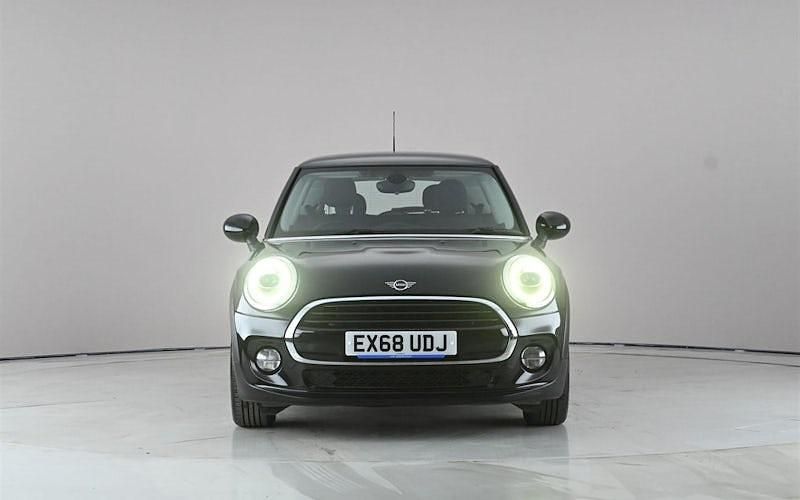 Used Mini Cooper Hatch 136 HP (100 kW) 2018 Black Hatchback