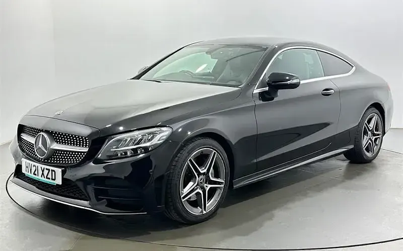 Second-hand Mercedes C220 AMG line 194 CP (142 kW) 2021 Negru Coupe
