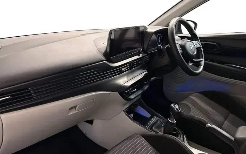 Used Hyundai i20 Ultimate 101 HP (74 kW) 2022 Blue Hatchback