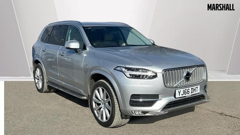 Used Volvo XC90 Inscription 235 HP (172 kW) 2016 Bright silver  SUV