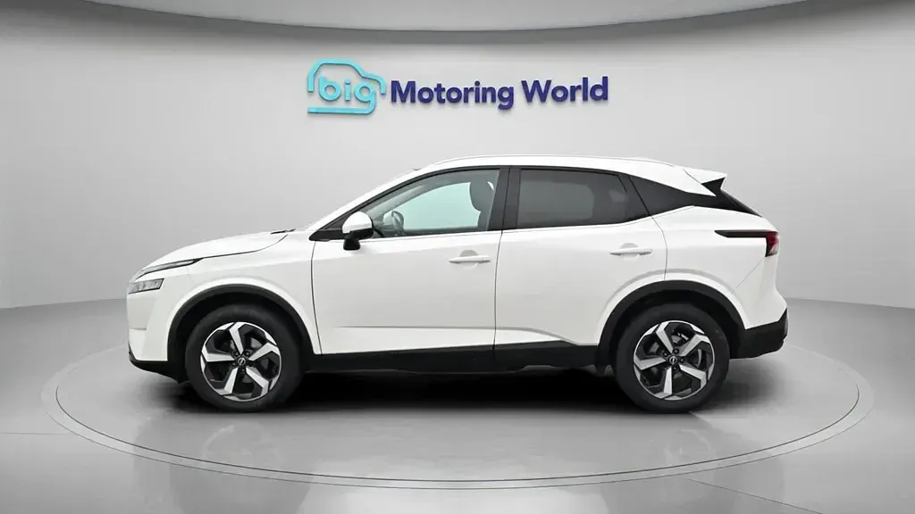 Used Nissan Qashqai N-Connecta 140 HP (102 kW) 2023 White SUV