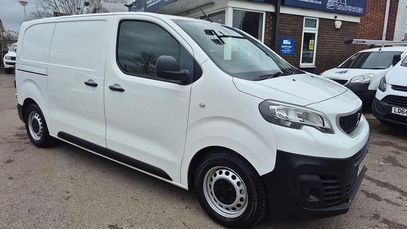 Used Peugeot Expert 2019 White Van