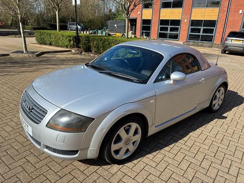 Used Audi TT Roadster 225 HP (165 kW) 2000 Silver Cabriolet