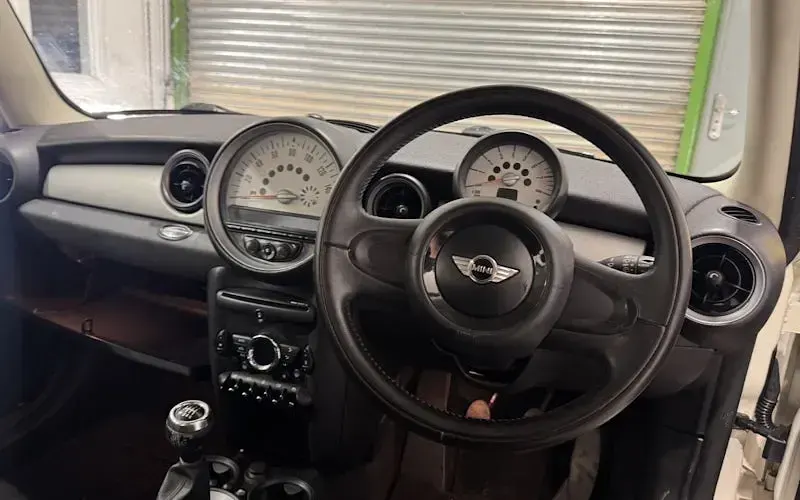 Used Mini ONE Hatch 98 HP (72 kW) 2013 Hatchback