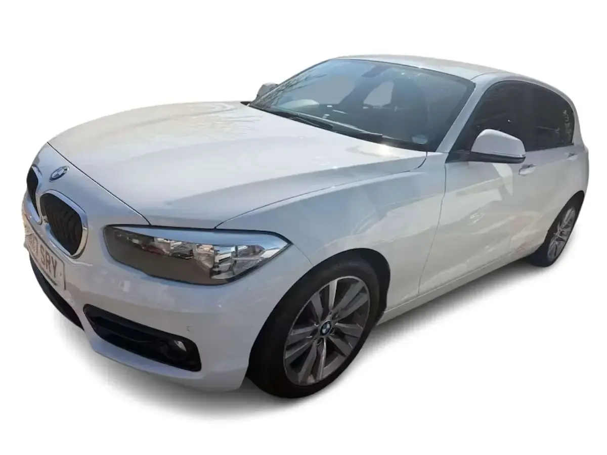 Used BMW 118 Sport Line 136 HP (100 kW) 2017 White Hatchback
