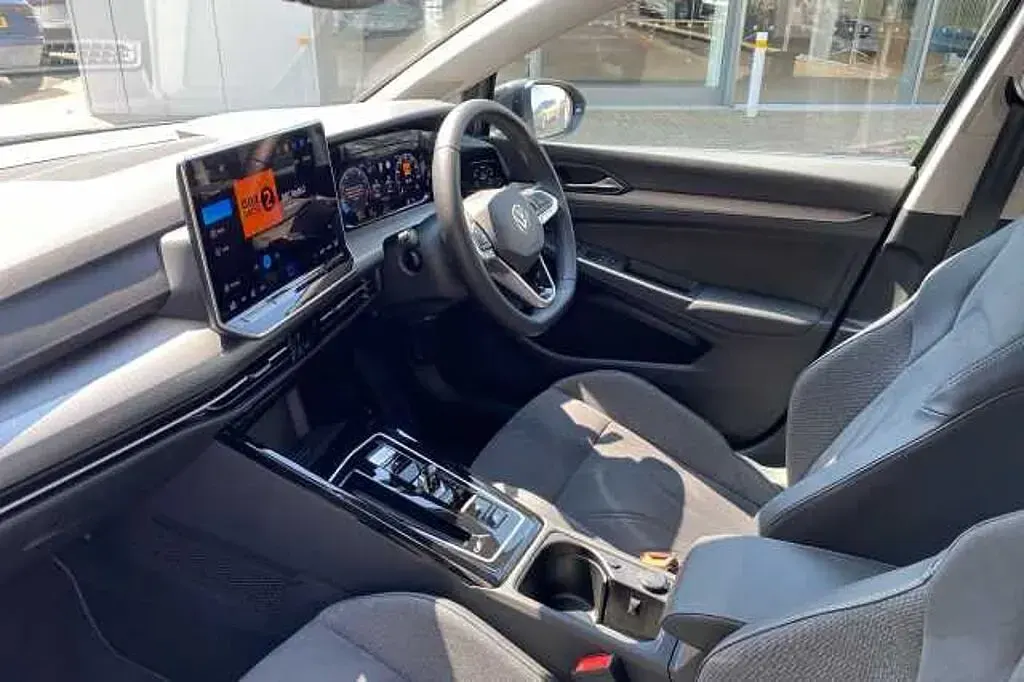 Used VW Golf VIII 150 HP (110 kW) 2025