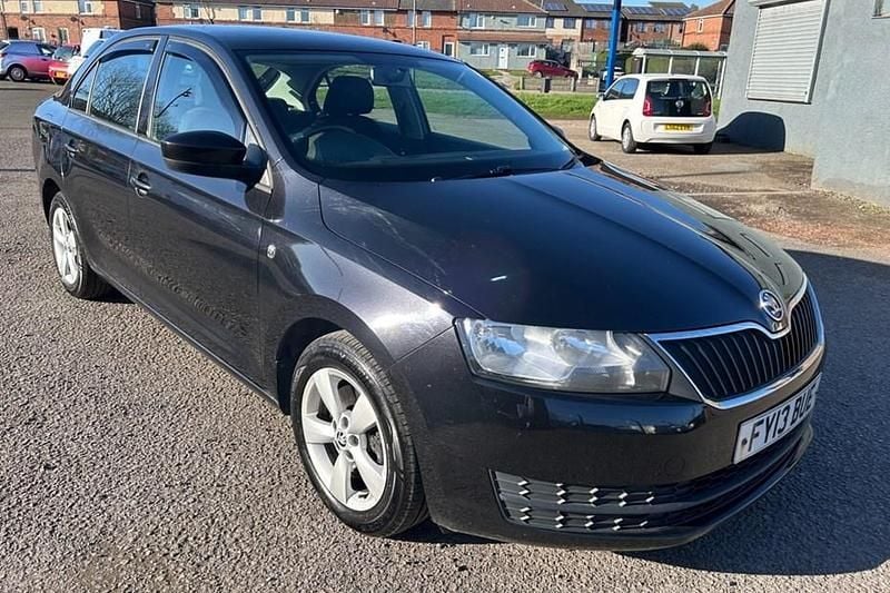 Used Skoda Rapid SE 2013 Black Hatchback