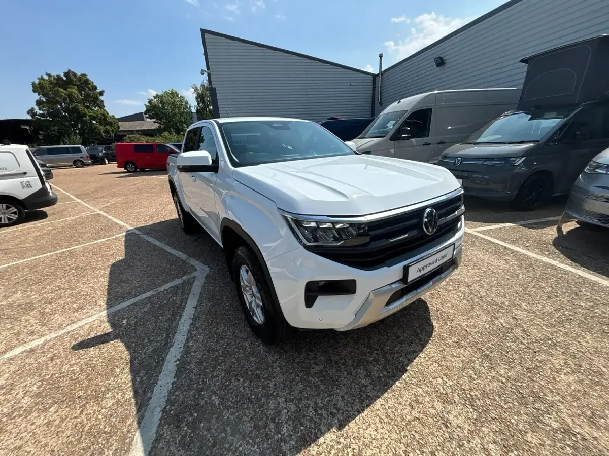 Used VW Amarok Life 2024 White Pickup