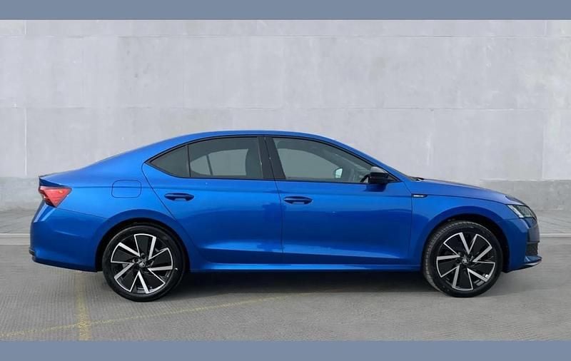 Used Skoda Octavia SportLine 147 HP (108 kW) 2026 Blue Hatchback