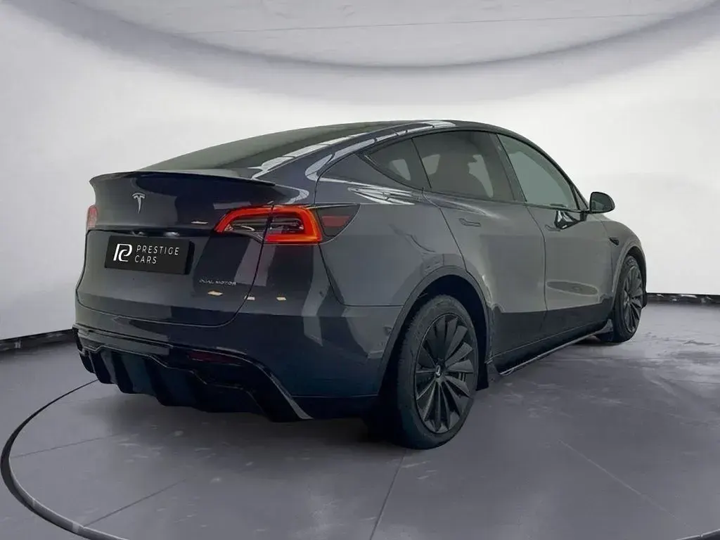 Used Tesla Model Y RWD 219 kW (299 HP) 2023 Grey SUV