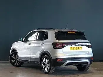 Usado VW T-Cross Black Edition 110 CV (80 kW) 2024 Plateado SUV