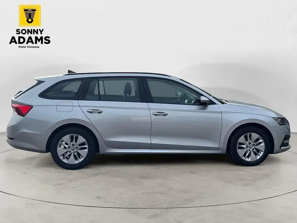 Używany Skoda Octavia SE Technology 110 KM (80 kW) 2022 Srebrny Kombi