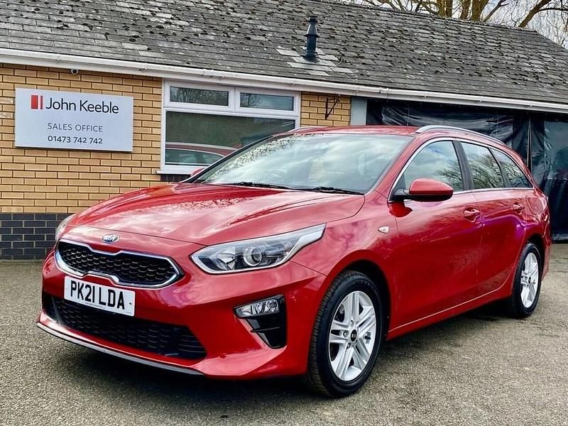 Used Kia Ceed Sportswagon 118 HP (86 kW) 2021 Red Estate