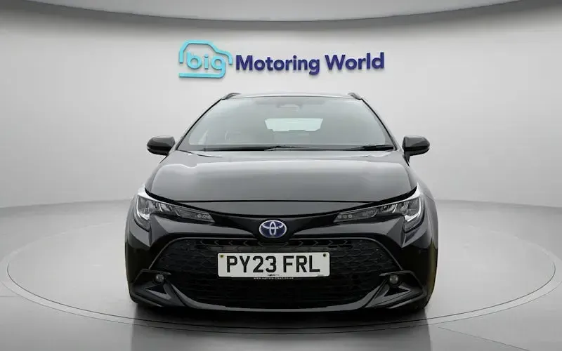 Używany Toyota Corolla 140 KM (102 kW) 2026 Kombi