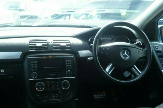 Used Mercedes R320 SE 2006 MPV