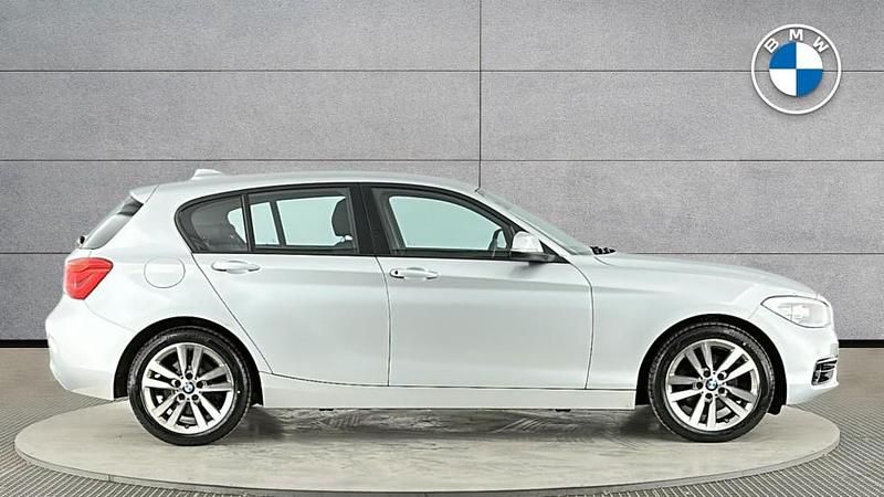 Used BMW 120 Sport Line 187 HP (137 kW) 2018 Silver Hatchback