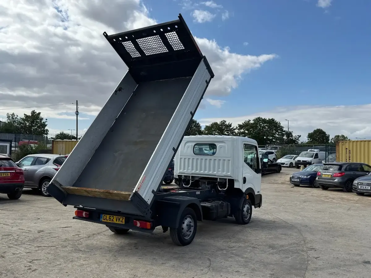 Used Nissan Cabstar 2013 White Pickup