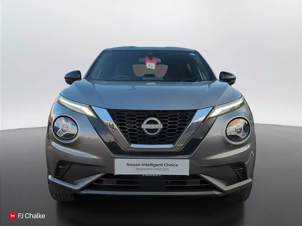 Used Nissan Juke N-Connecta 114 HP (83 kW) 2023 Grey SUV