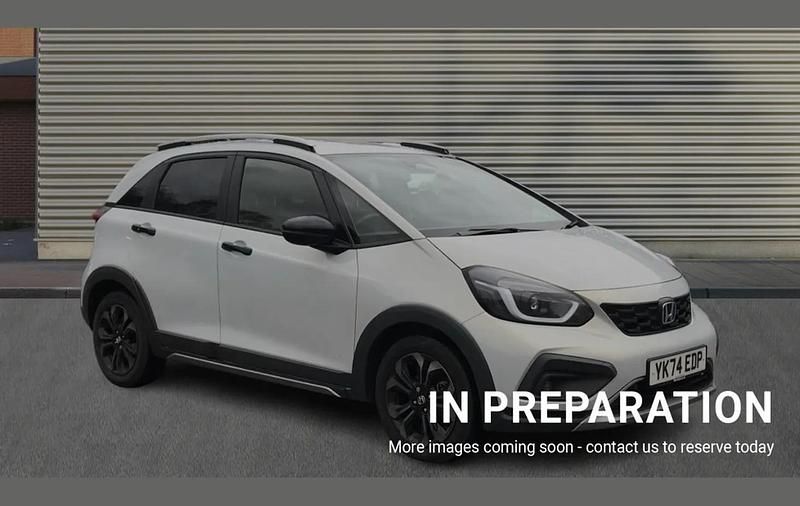 Used Honda Jazz Advance 122 HP (89 kW) 2024 White Hatchback