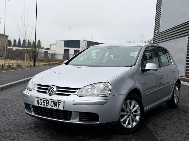 Used VW Golf VI Match 103 HP (75 kW) 2008 Silver Hatchback