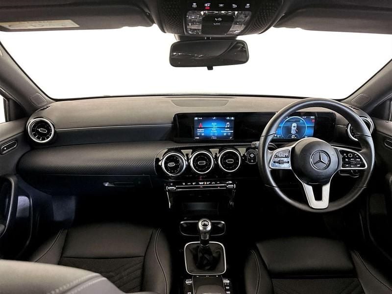 Used Mercedes A180 SE 116 HP (85 kW) 2022 White Hatchback