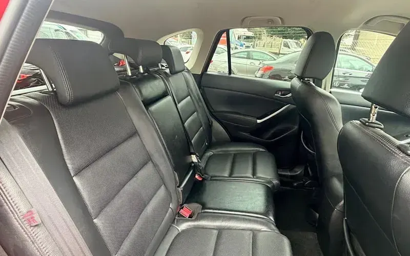Used Mazda CX-5 Inclusive 175 HP (128 kW) 2016 Red SUV