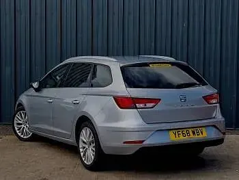 Used Seat Leon SE Dynamic 115 HP (84 kW) 2018 Silver Estate