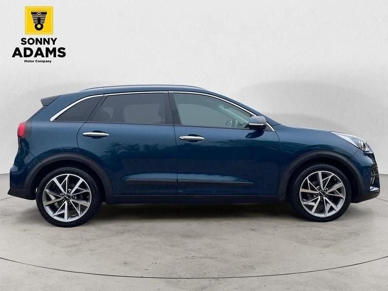 Used Kia Niro 139 HP (102 kW) 2022 Blue SUV
