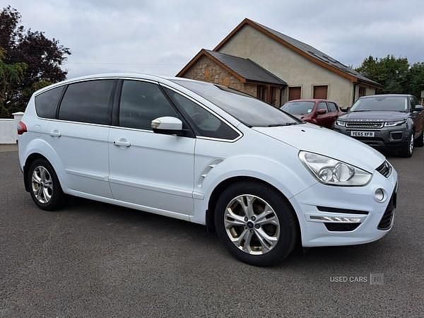 White Used 2014 Ford S-MAX Titanium MPV | £4,995 (Fair price) - Image 1/4