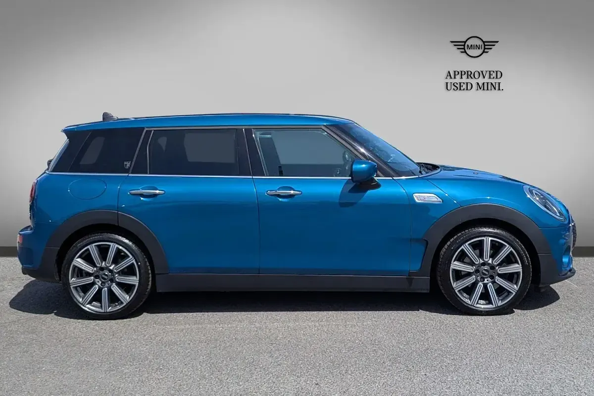 Used Mini Cooper S Clubman Exclusive 176 HP (129 kW) 2023 Blue Estate