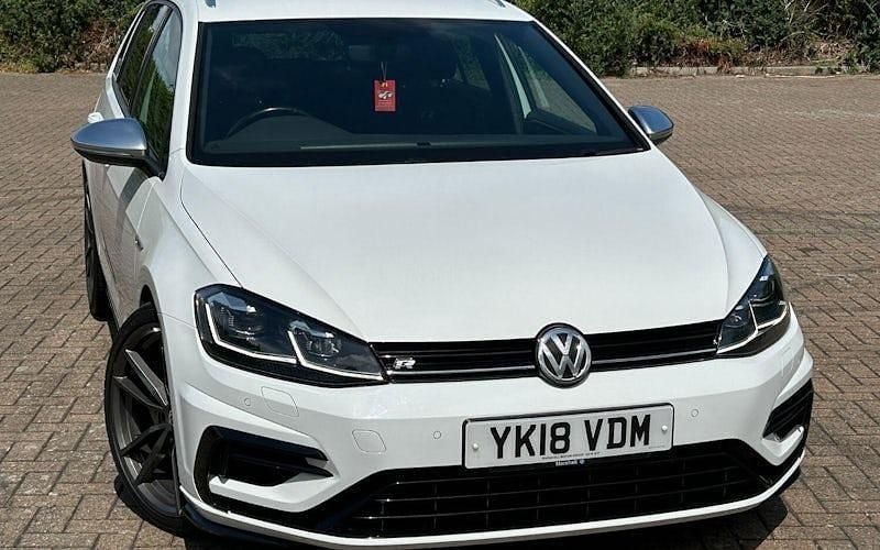 White Used 2018 VW Golf VII R Estate | £17,995 (Fair price) - Image 1/4