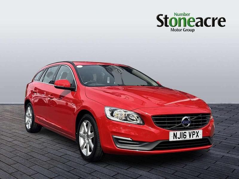 Red Used 2016 Volvo V60 SE Estate | £14,000 (A bit pricey) - Image 1/4