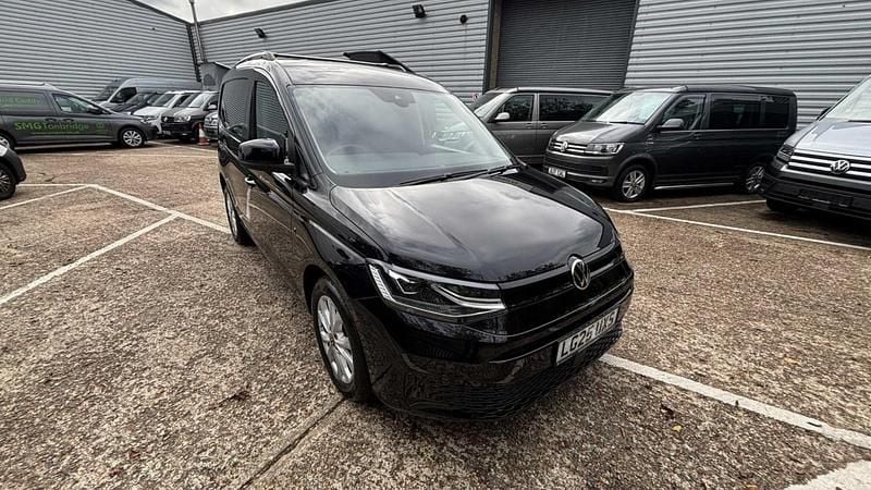 Black Used 2025 VW Caddy Pro MPV | £31,994 (Expensive) - Image 1/4