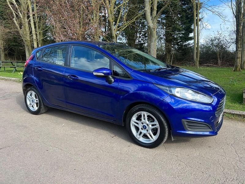 Blue Used 2015 Ford Fiesta Style Hatchback | £2,490 (Good price) - Image 1/4