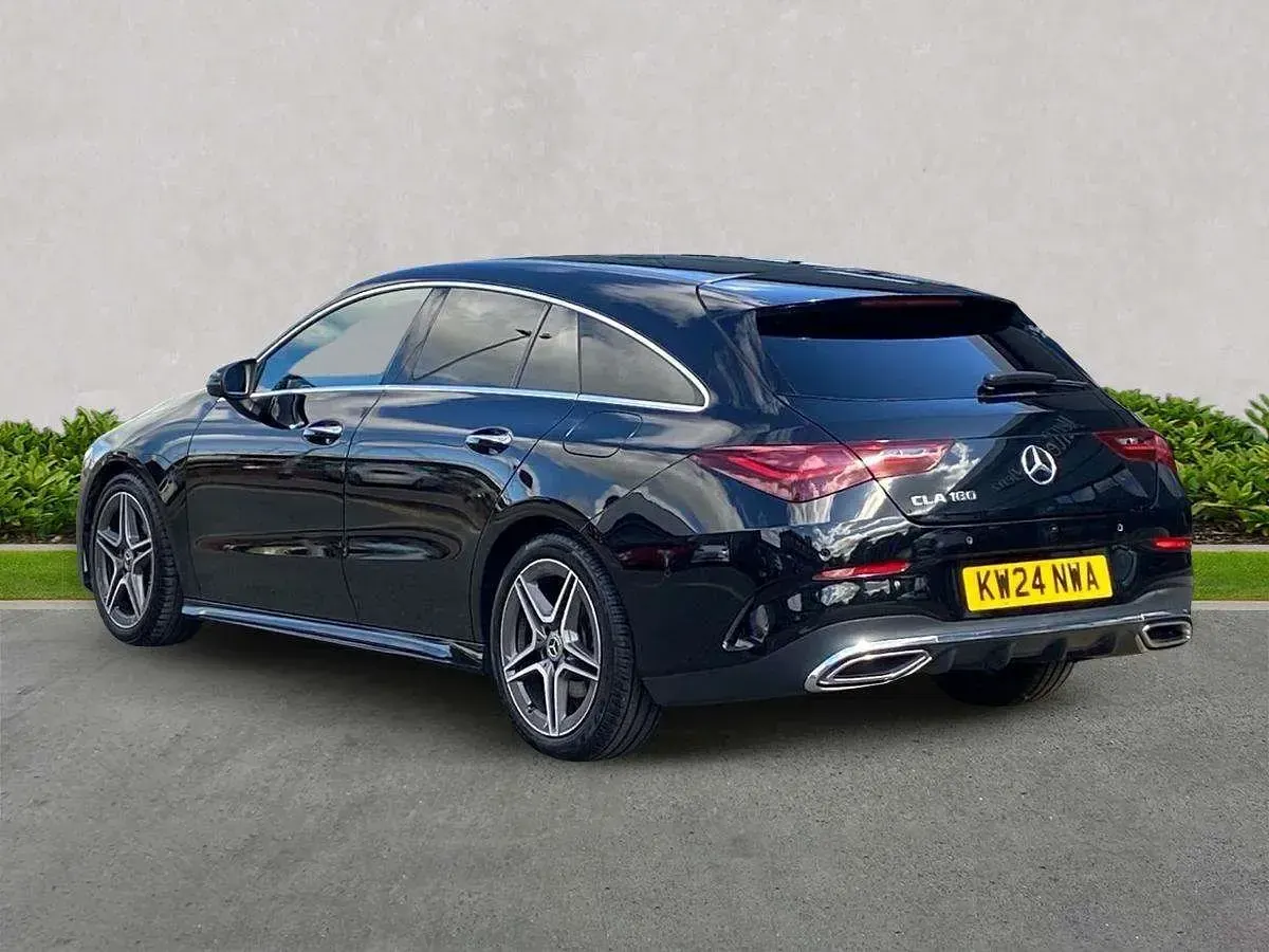Usado Mercedes CLA180 Executive 2024 Preto Sedan