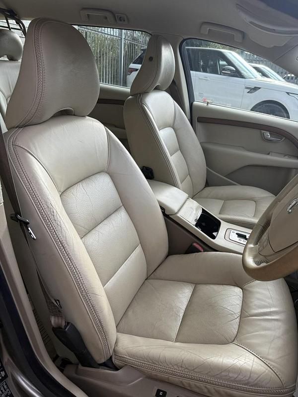 Used Volvo XC70 SE Lux 185 HP (136 kW) 2008 Grey Estate