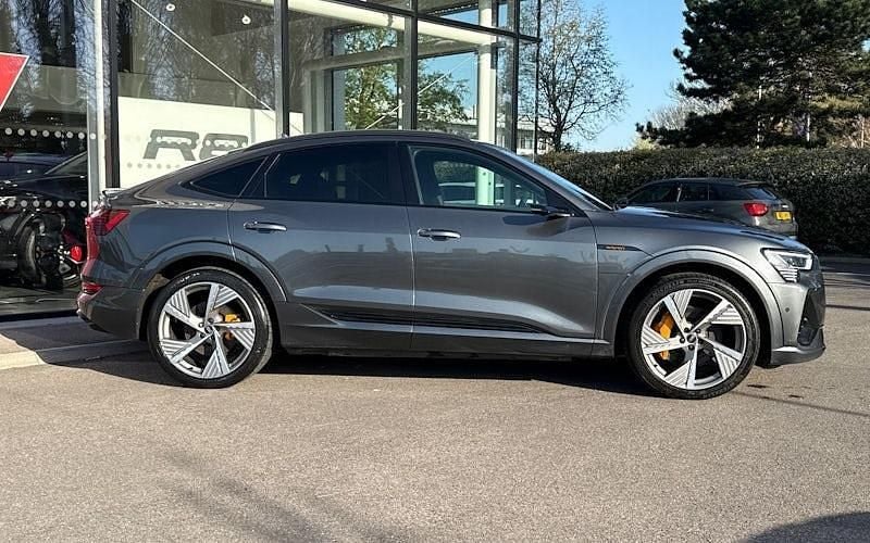Used Audi e-tron Sportback Advanced 300 kW (408 HP) 2022 Grey SUV
