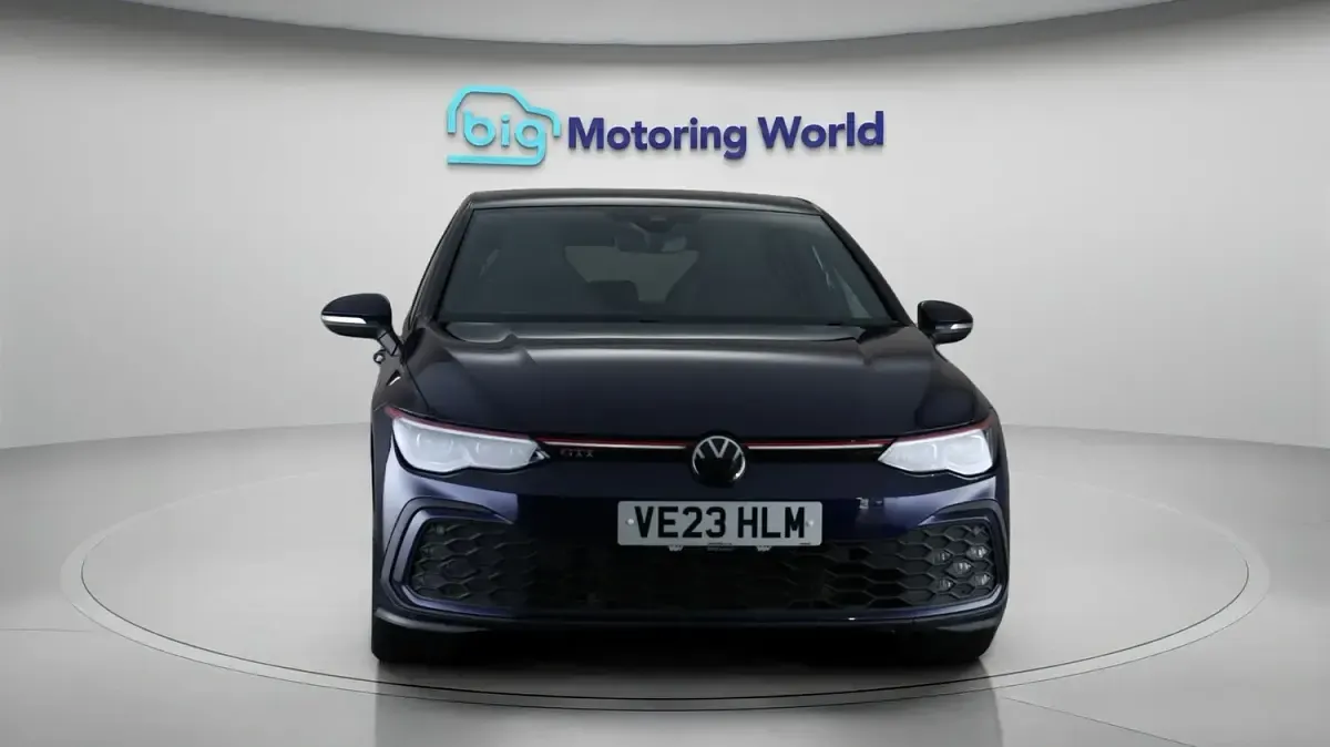 Used VW Golf VIII GTI 245 HP (180 kW) 2023 Blue Hatchback