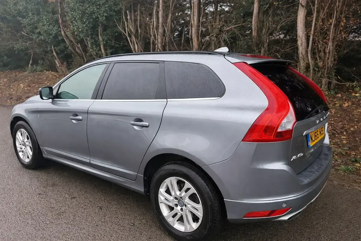 Used Volvo XC60 SE 2016 Grey SUV