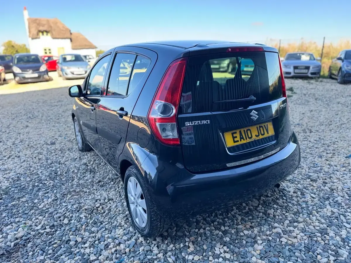 Used Suzuki Splash GLS 86 HP (63 kW) 2010 Black Hatchback