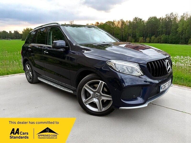Blue Used 2018 Mercedes E250 AMG line Estate | £16,495 (Fair price) - Image 1/4