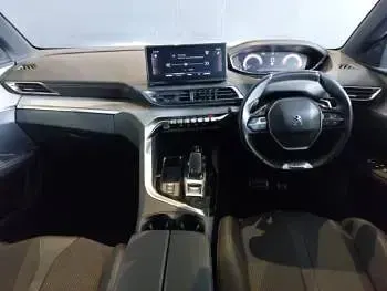 Used Peugeot 5008 GTi 131 HP (96 kW) 2022 Red SUV