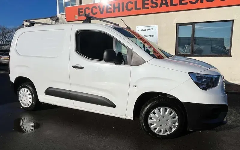Used Vauxhall Combo Edition 75 HP (55 kW) 2019 MPV