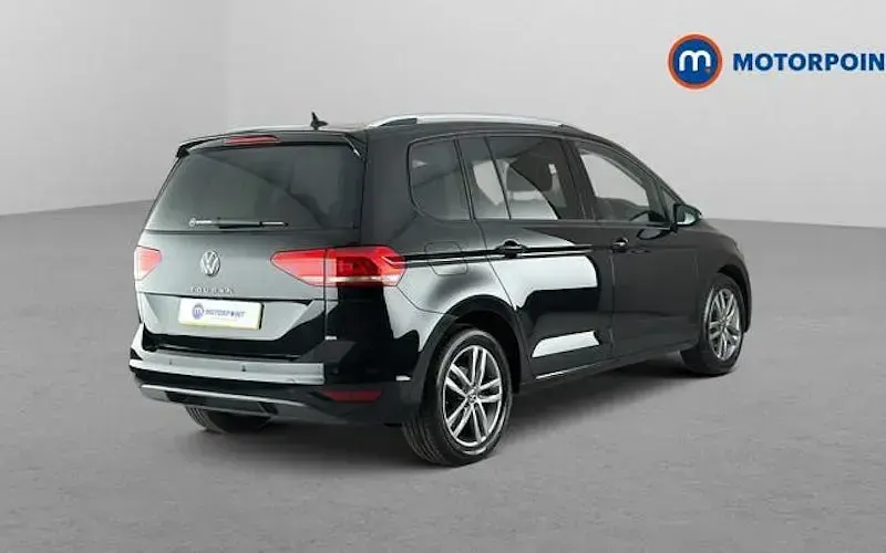 Used VW Touran Match 150 HP (110 kW) 2025 Black MPV