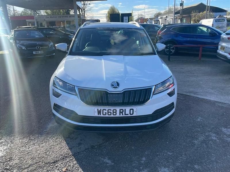Used Skoda Karoq SE L 115 HP (84 kW) 2018 White SUV