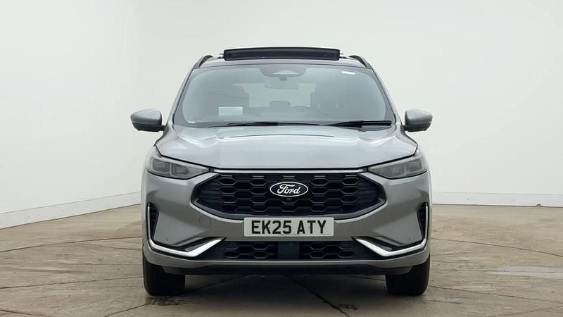 Used Ford Kuga ST-Line 243 HP (178 kW) 2025 Silver SUV