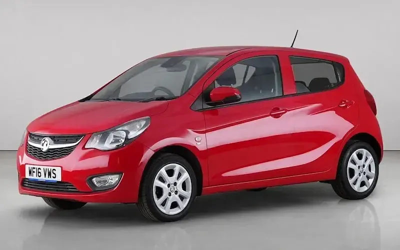 Used Vauxhall Viva 75 HP (55 kW) 2016 Red Hatchback