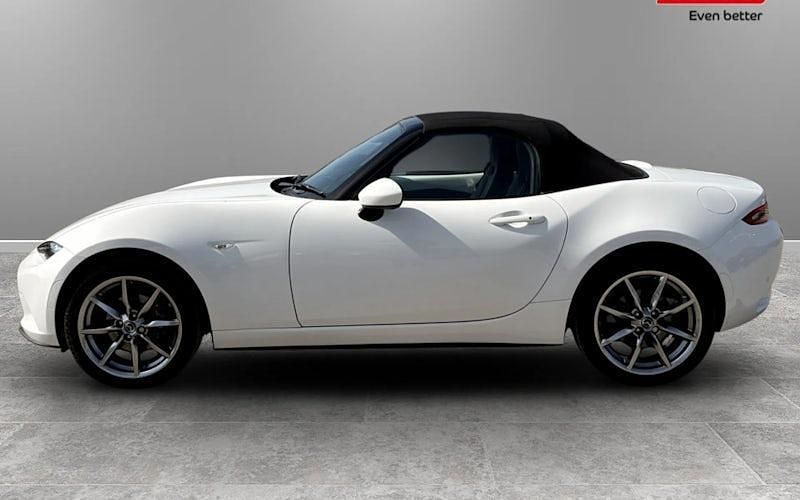 Usado Mazda MX5 Inclusive 160 HP (117 kW) 2018 Cabrios