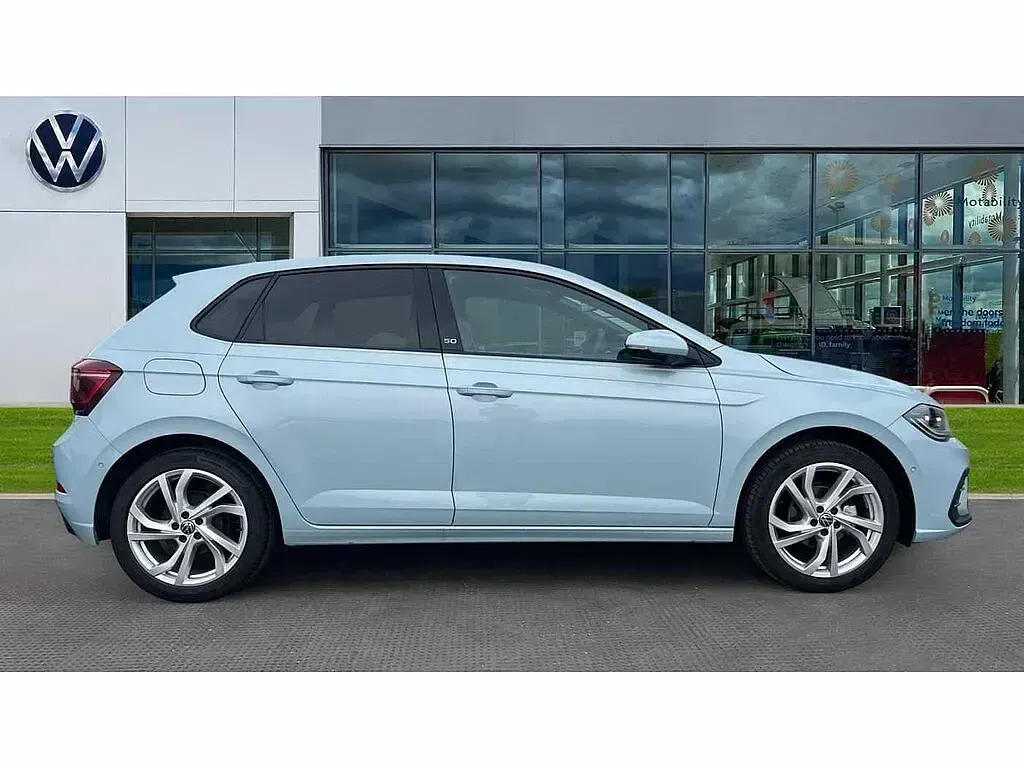 New VW Polo Edition 95 HP (69 kW) 2026 Crystal ice blue metallic Hatchback